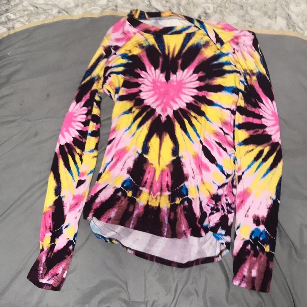 Tye dye light silky material size s no boundaries brand with heart in middle